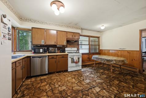 58 Wolfpits Road Bethel CT 06801