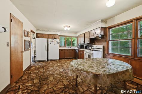 58 Wolfpits Road Bethel CT 06801
