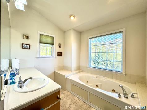 64 Carter Road Warren CT 06754