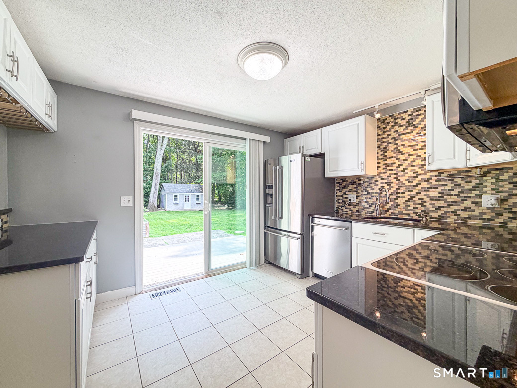 168 Lakeshore Drive New Hartford CT 06057