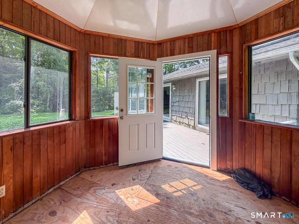 168 Lakeshore Drive New Hartford CT 06057