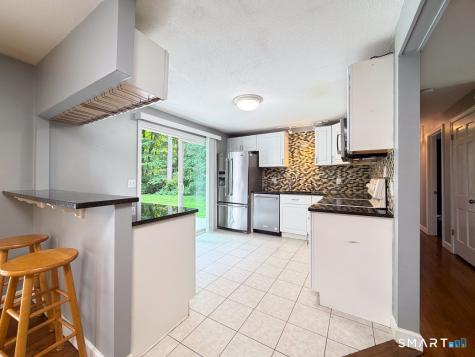 168 Lakeshore Drive New Hartford CT 06057