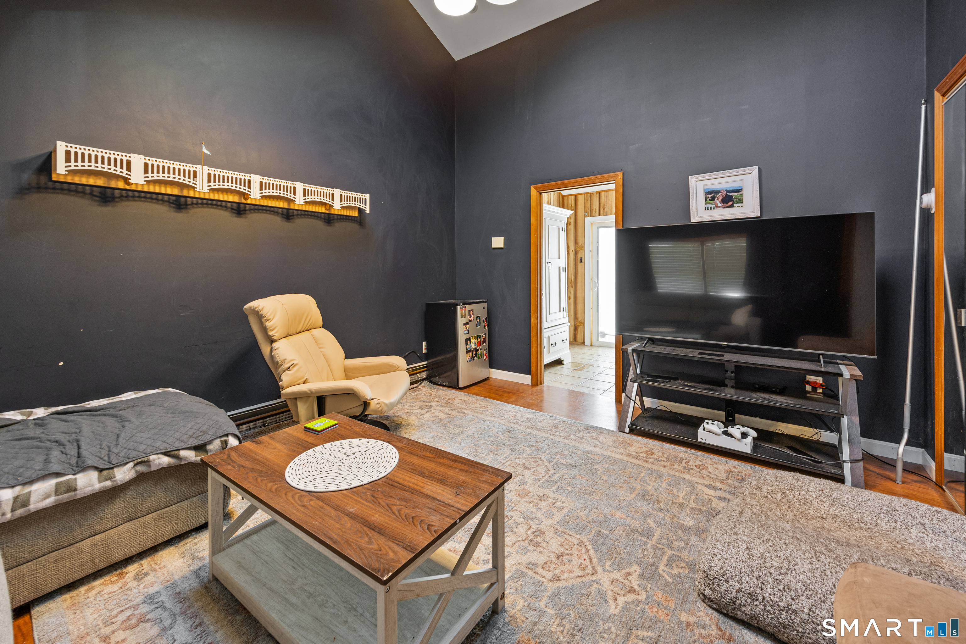 83 Lindy Street Milford CT 06460