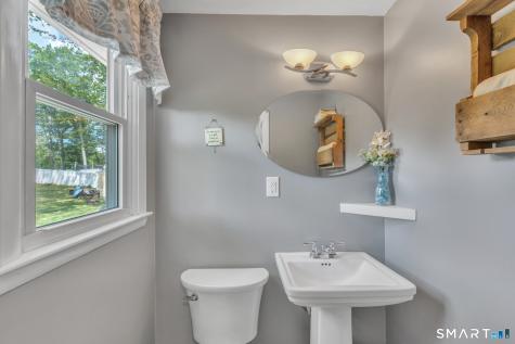 53 Temple Drive East Hartford CT 06108
