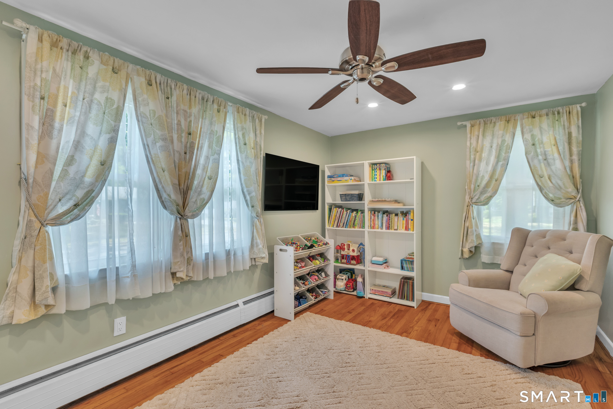 53 Temple Drive East Hartford CT 06108