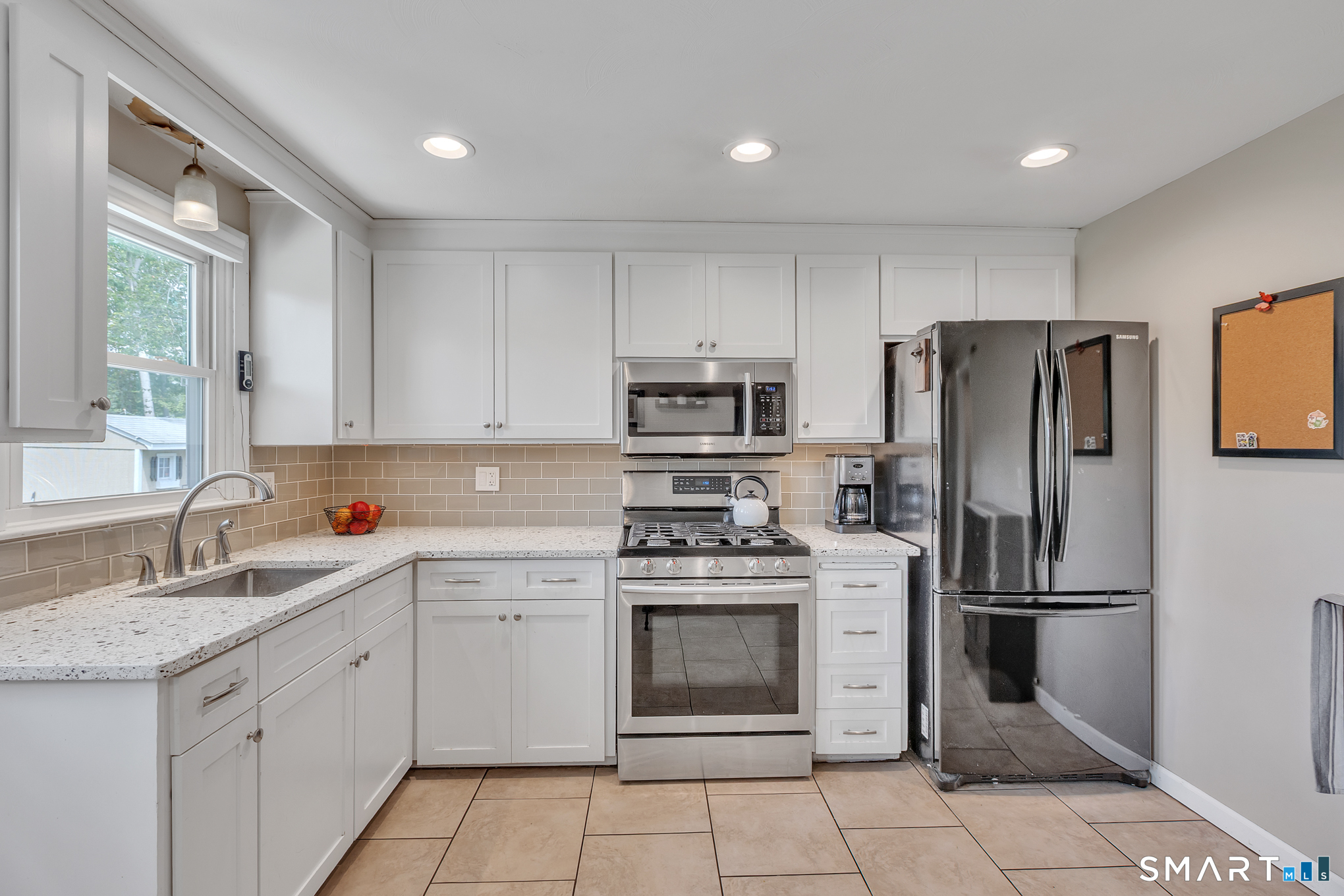 53 Temple Drive East Hartford CT 06108