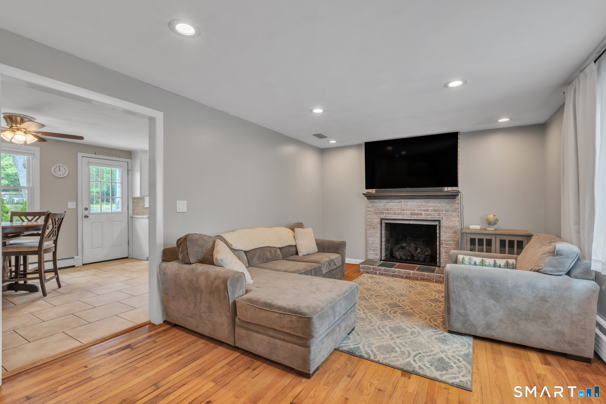 53 Temple Drive East Hartford CT 06108