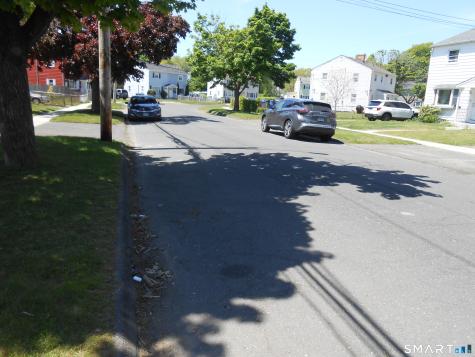 178 Larkin Court Stratford CT 06615
