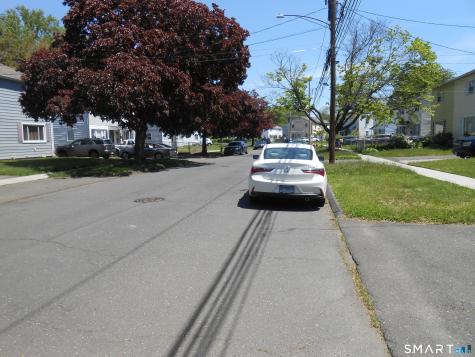 178 Larkin Court Stratford CT 06615