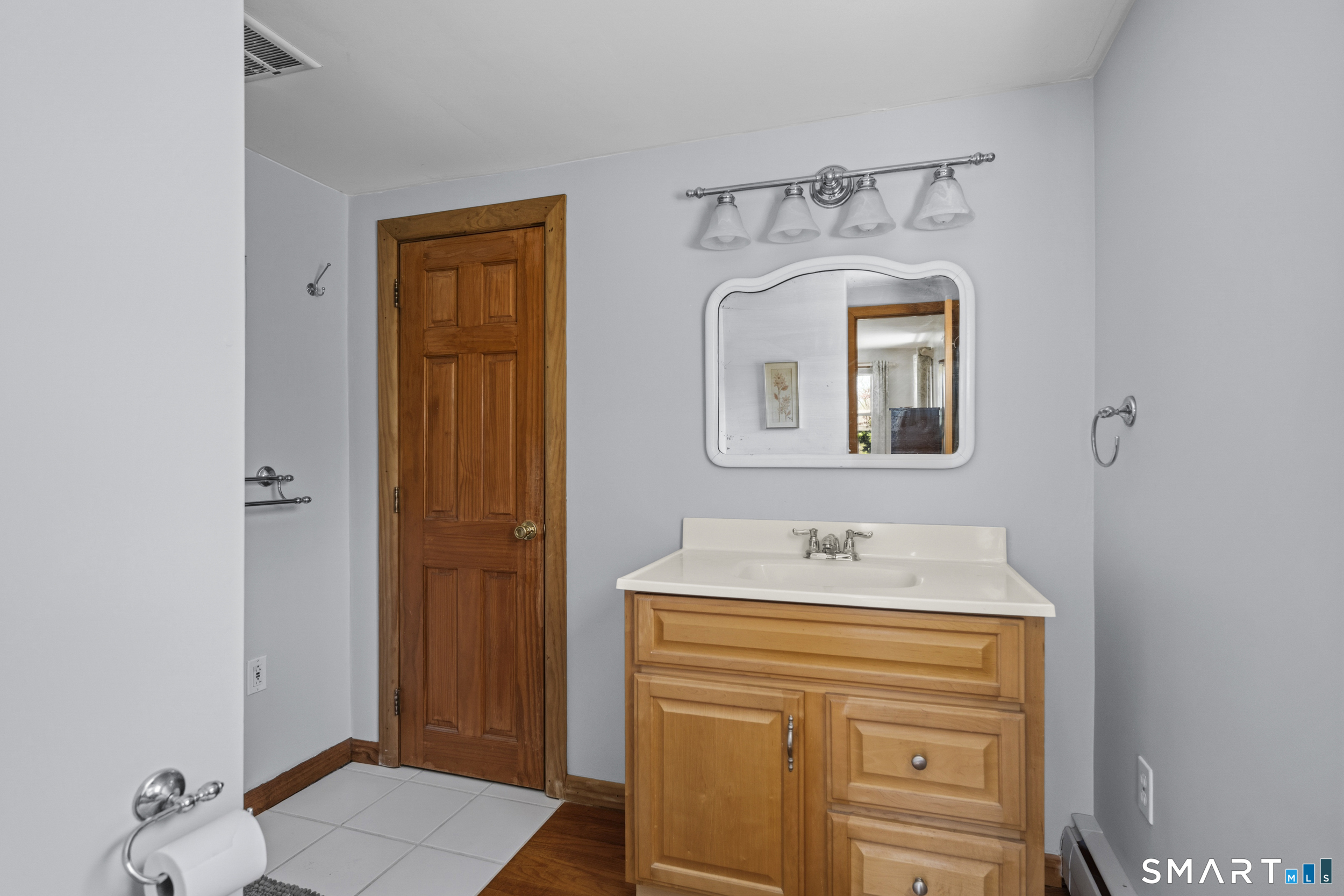 1309 Flanders Road Groton CT 06355