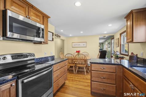 1309 Flanders Road Groton CT 06355
