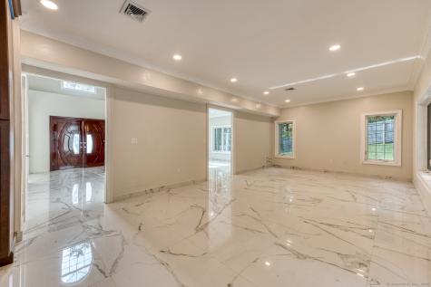 171 Oregon Road Meriden CT 06451