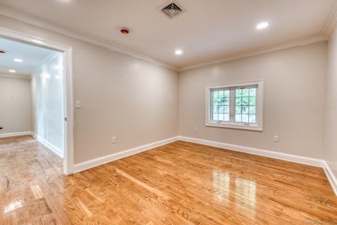 171 Oregon Road Meriden CT 06451