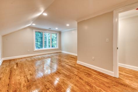 171 Oregon Road Meriden CT 06451