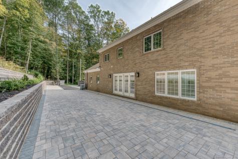 171 Oregon Road Meriden CT 06451