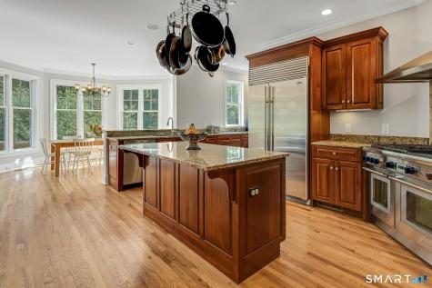 27 Walnut Lane Weston CT 06883