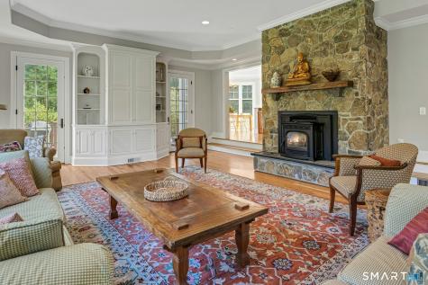 27 Walnut Lane Weston CT 06883