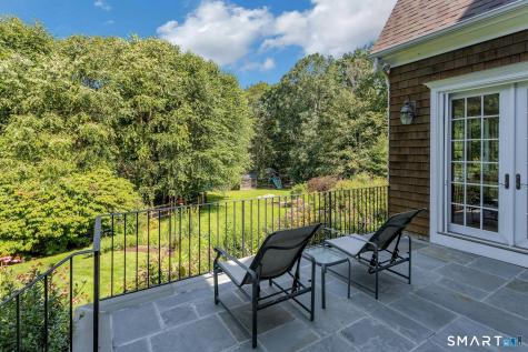 27 Walnut Lane Weston CT 06883