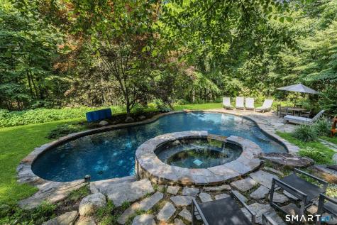 27 Walnut Lane Weston CT 06883