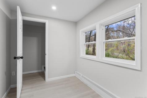 326 Harland Road Norwich CT 06360