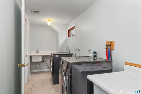 243 Terry Road Hartford CT 06105