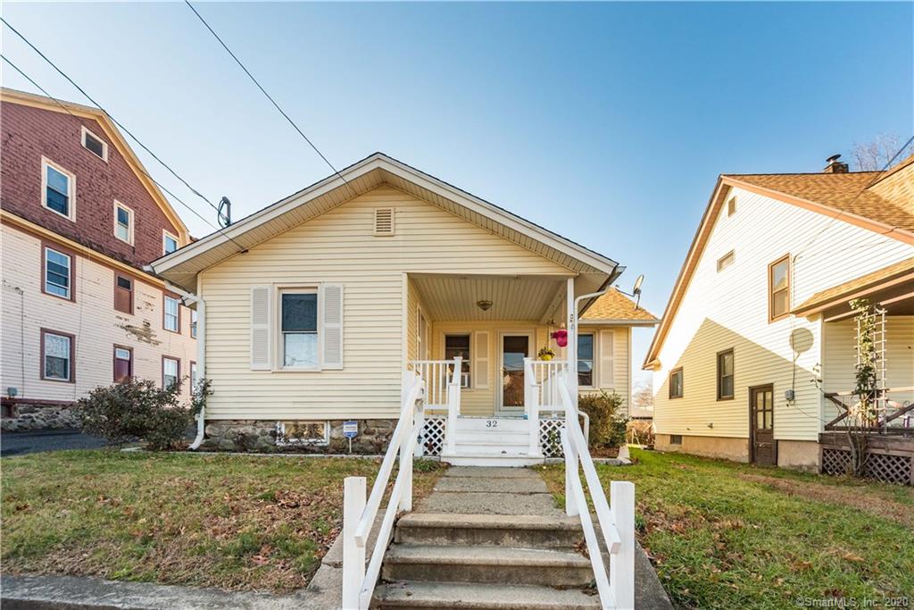 32 Lockhart Avenue Waterbury CT 06705