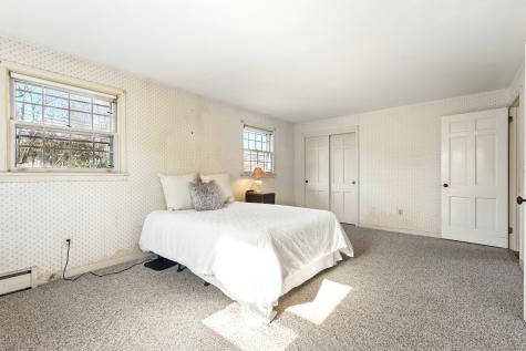 1527 King Street Enfield CT 06082