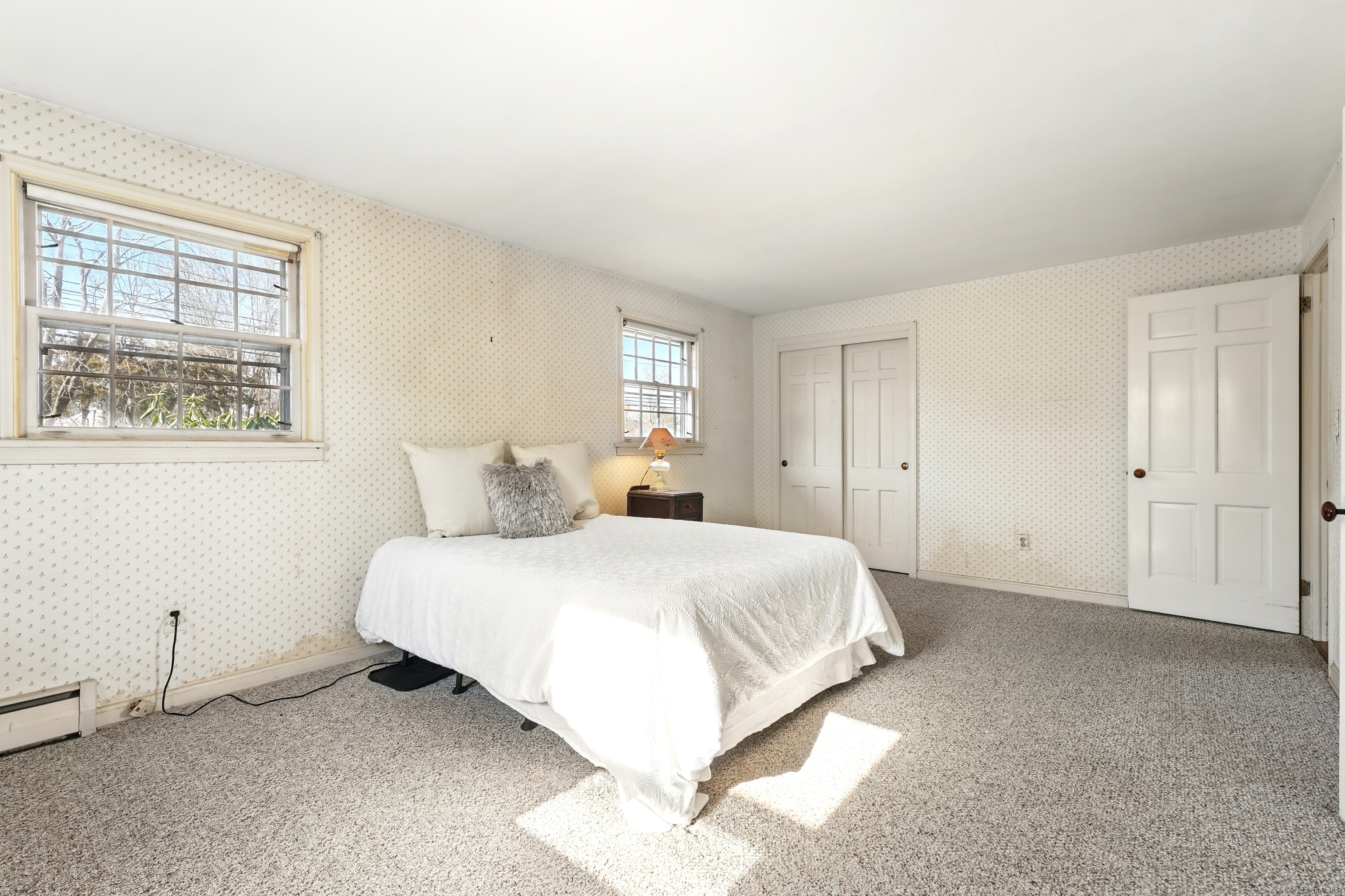 1527 King Street Enfield CT 06082