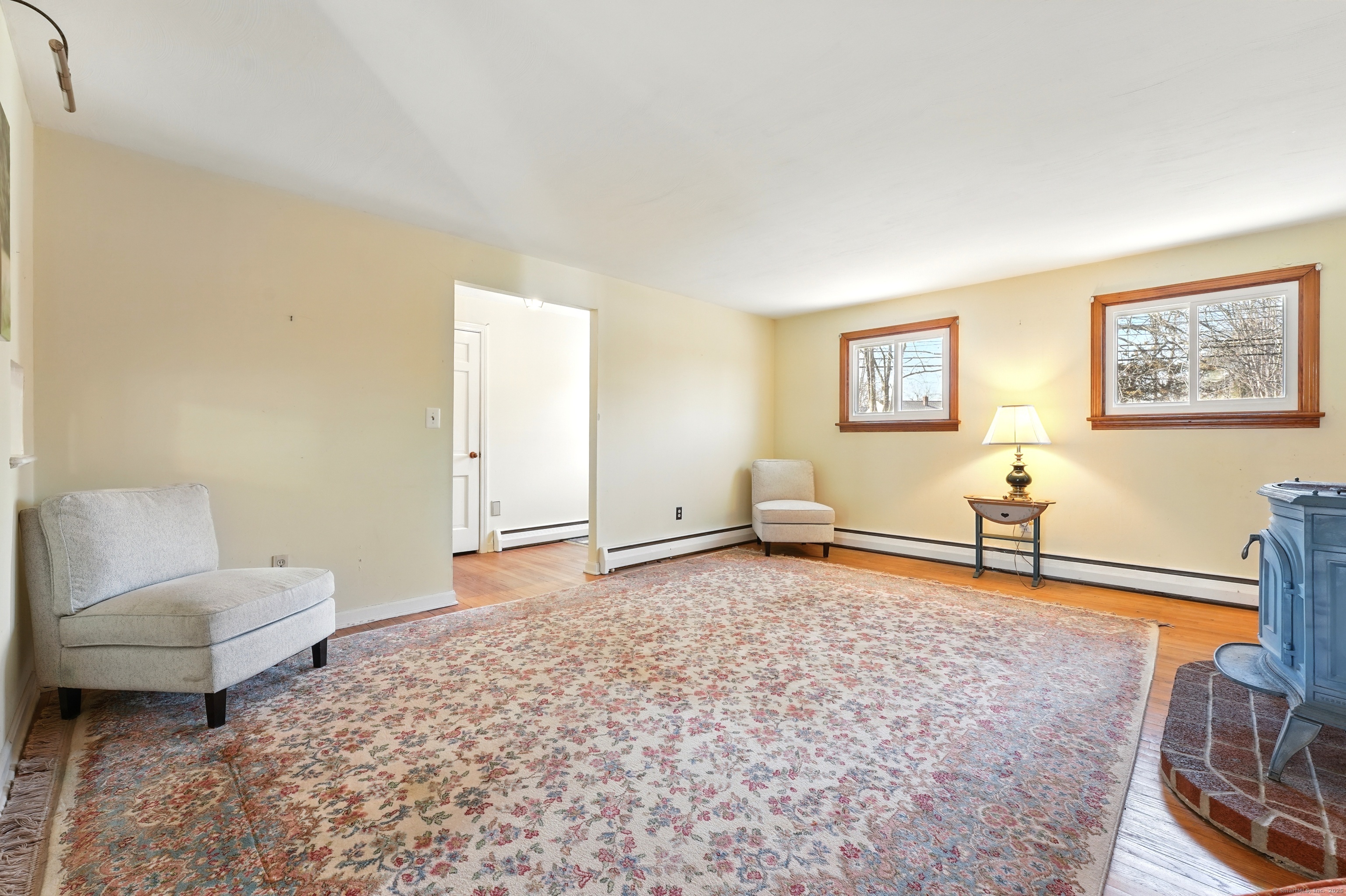 1527 King Street Enfield CT 06082