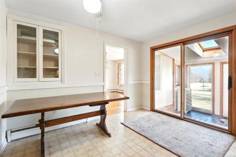 1527 King Street Enfield CT 06082