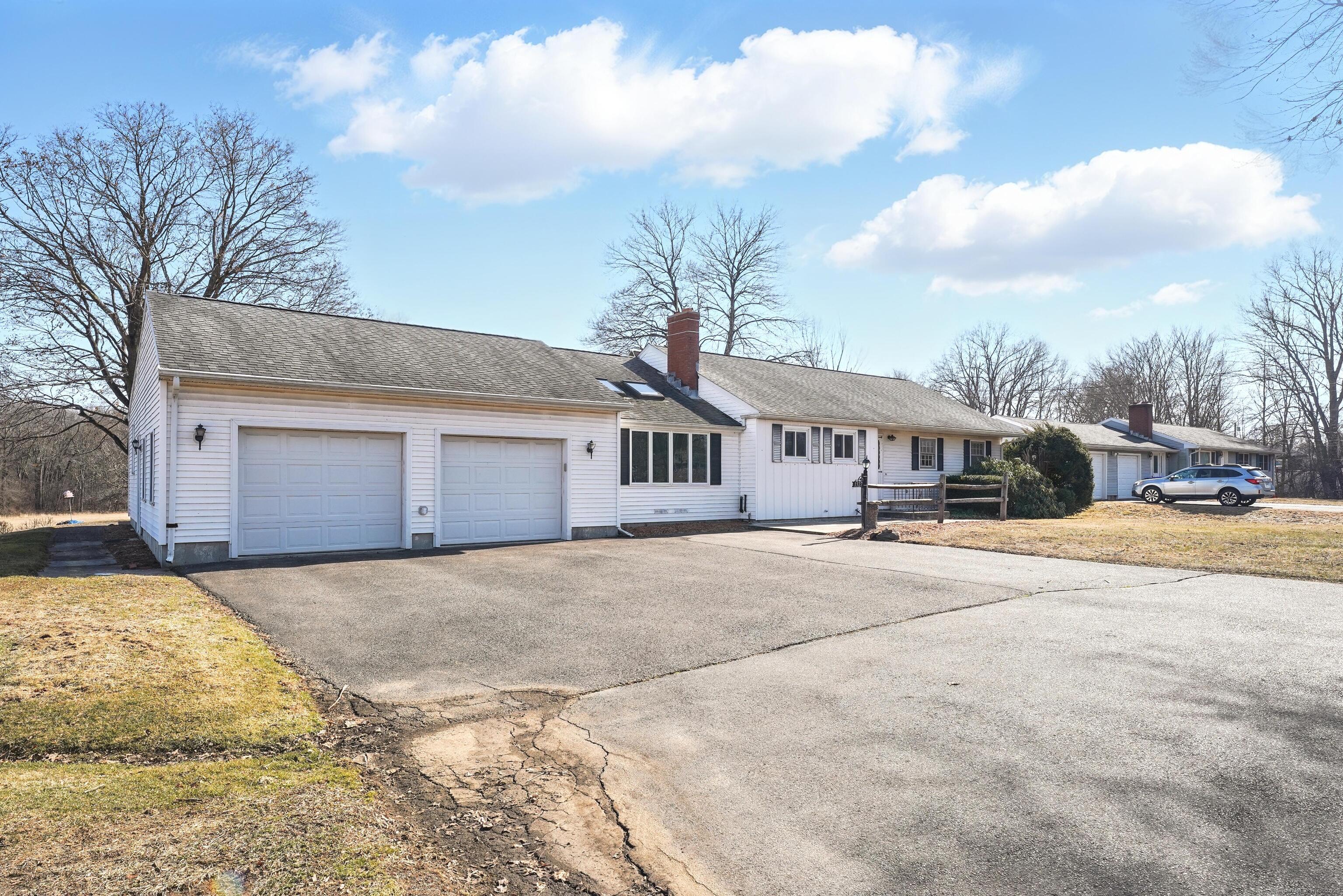 1527 King Street Enfield CT 06082