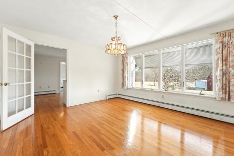 1527 King Street Enfield CT 06082