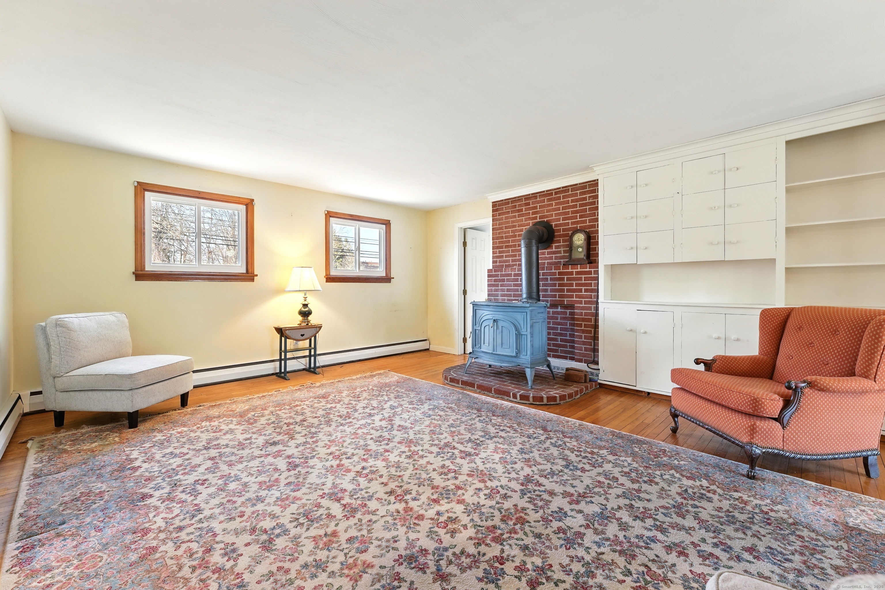 1527 King Street Enfield CT 06082