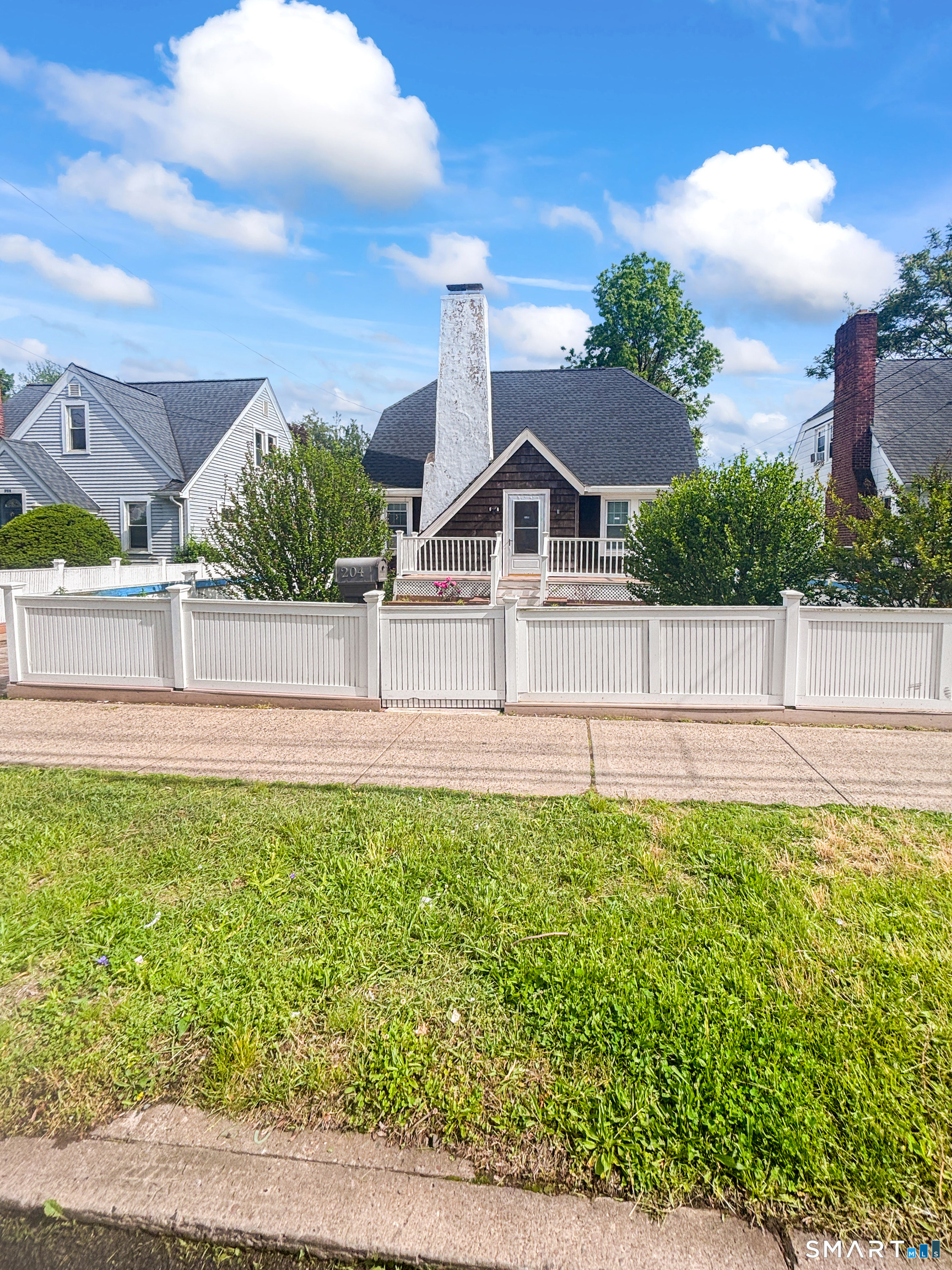 204 Brown Street West Haven CT 06516