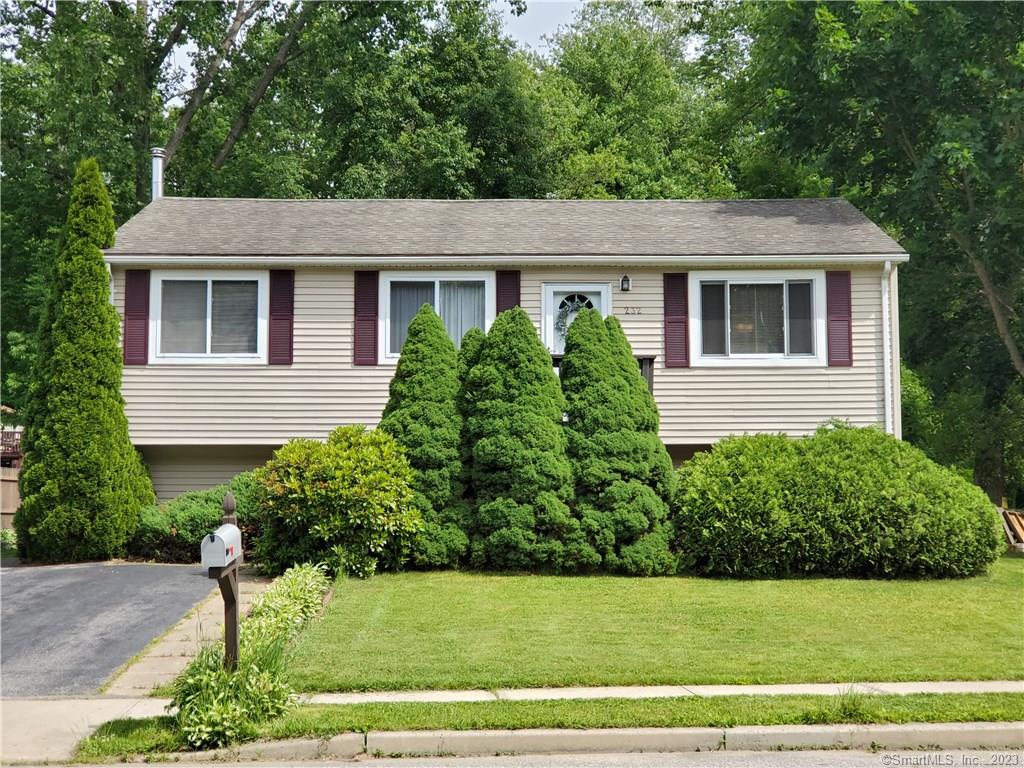 232 Roanoak Avenue Windham CT 06226