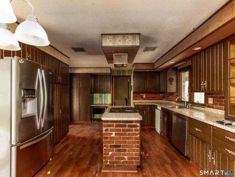 63 High Hill Road Wallingford CT 06492