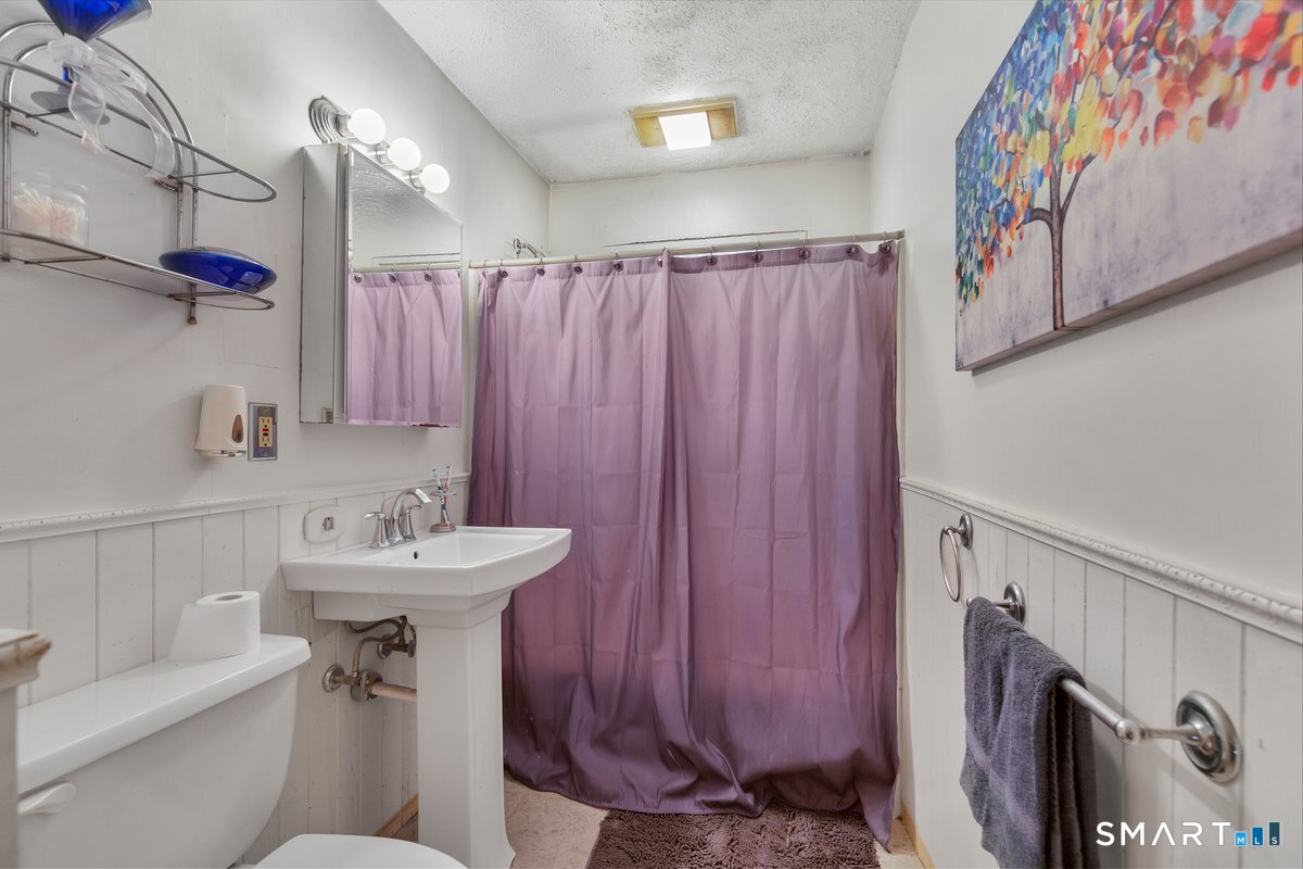 36 Willow Street South Windsor CT 06074