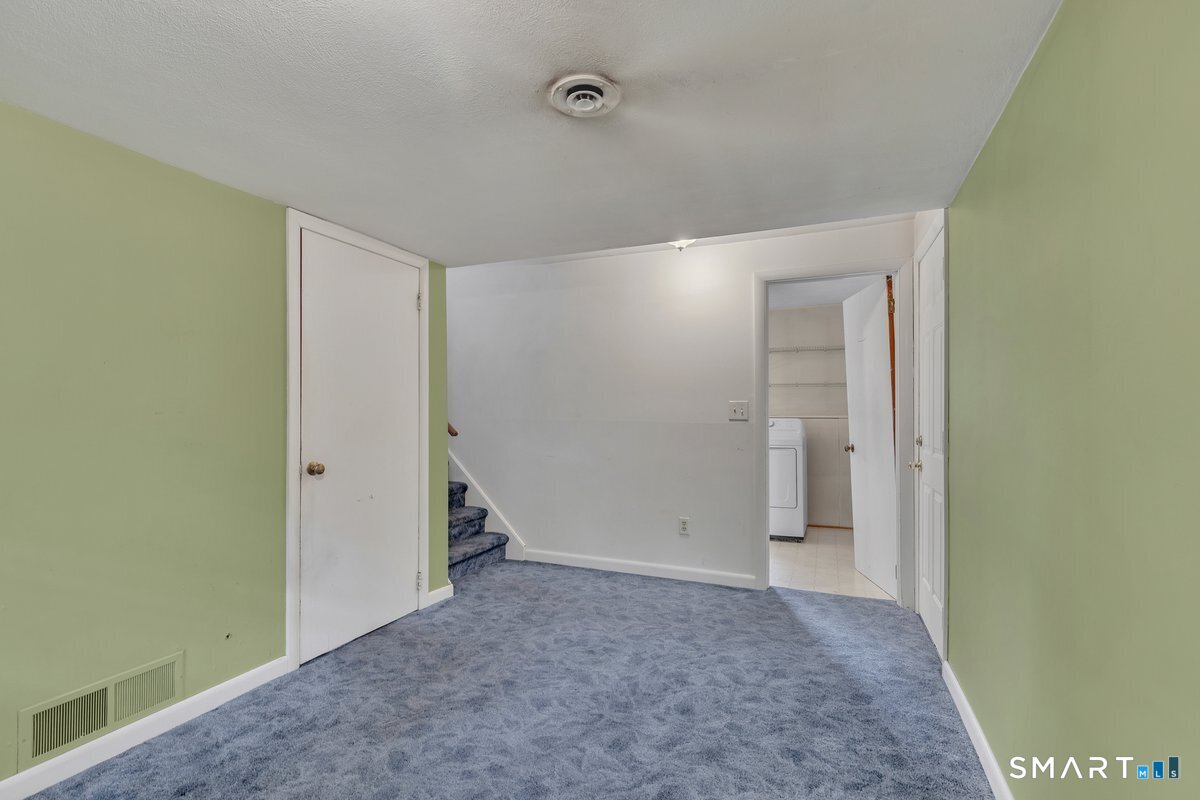 36 Willow Street South Windsor CT 06074
