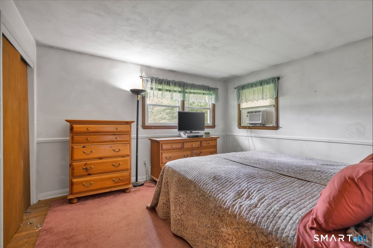 36 Willow Street South Windsor CT 06074