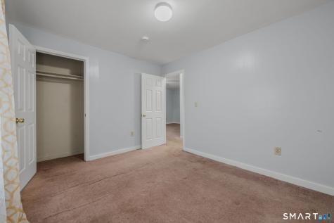 275 Midway Oval Groton CT 06340