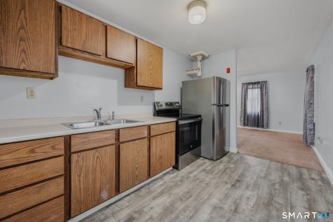 275 Midway Oval Groton CT 06340