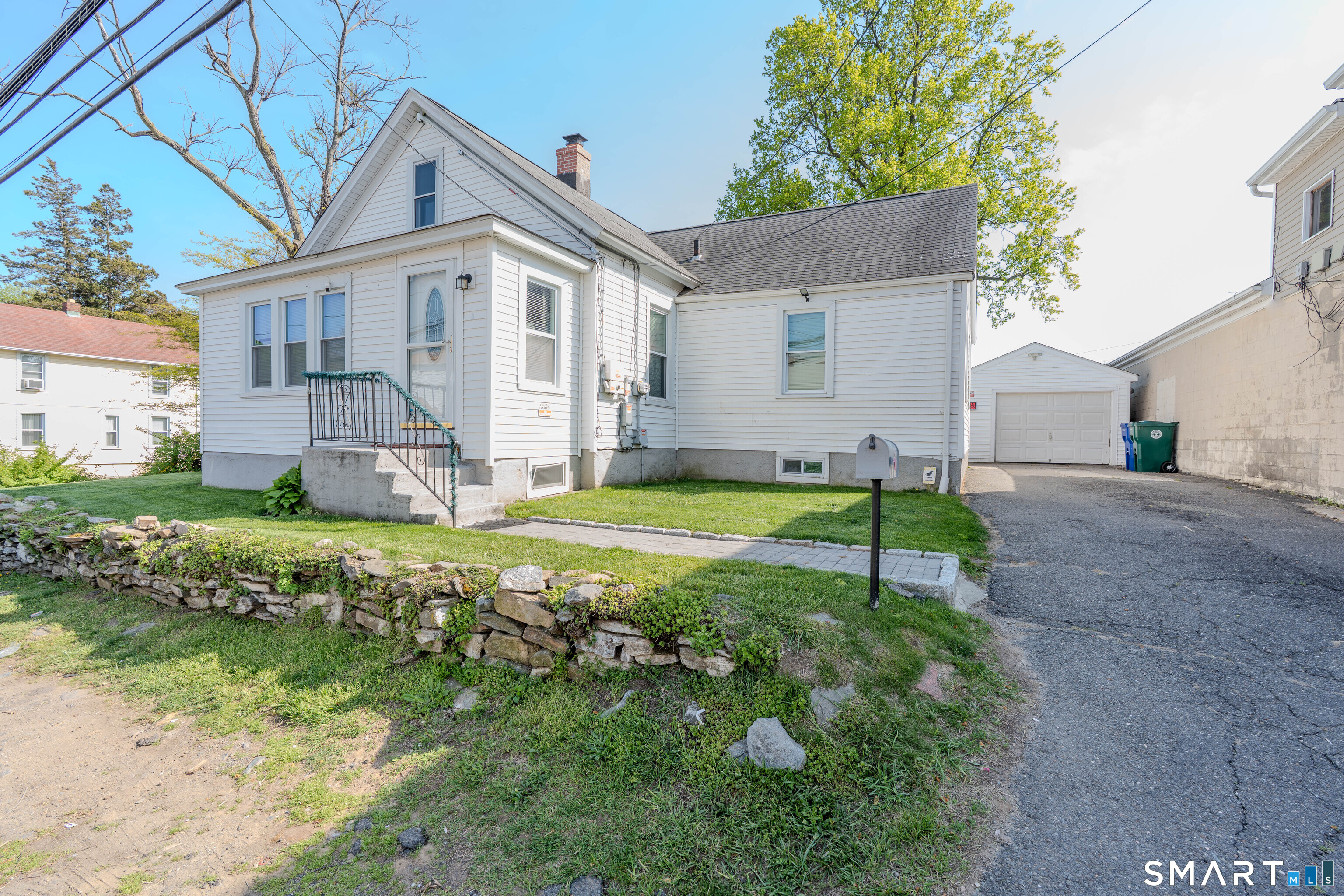 25 Mckinley Avenue Stratford CT 06615