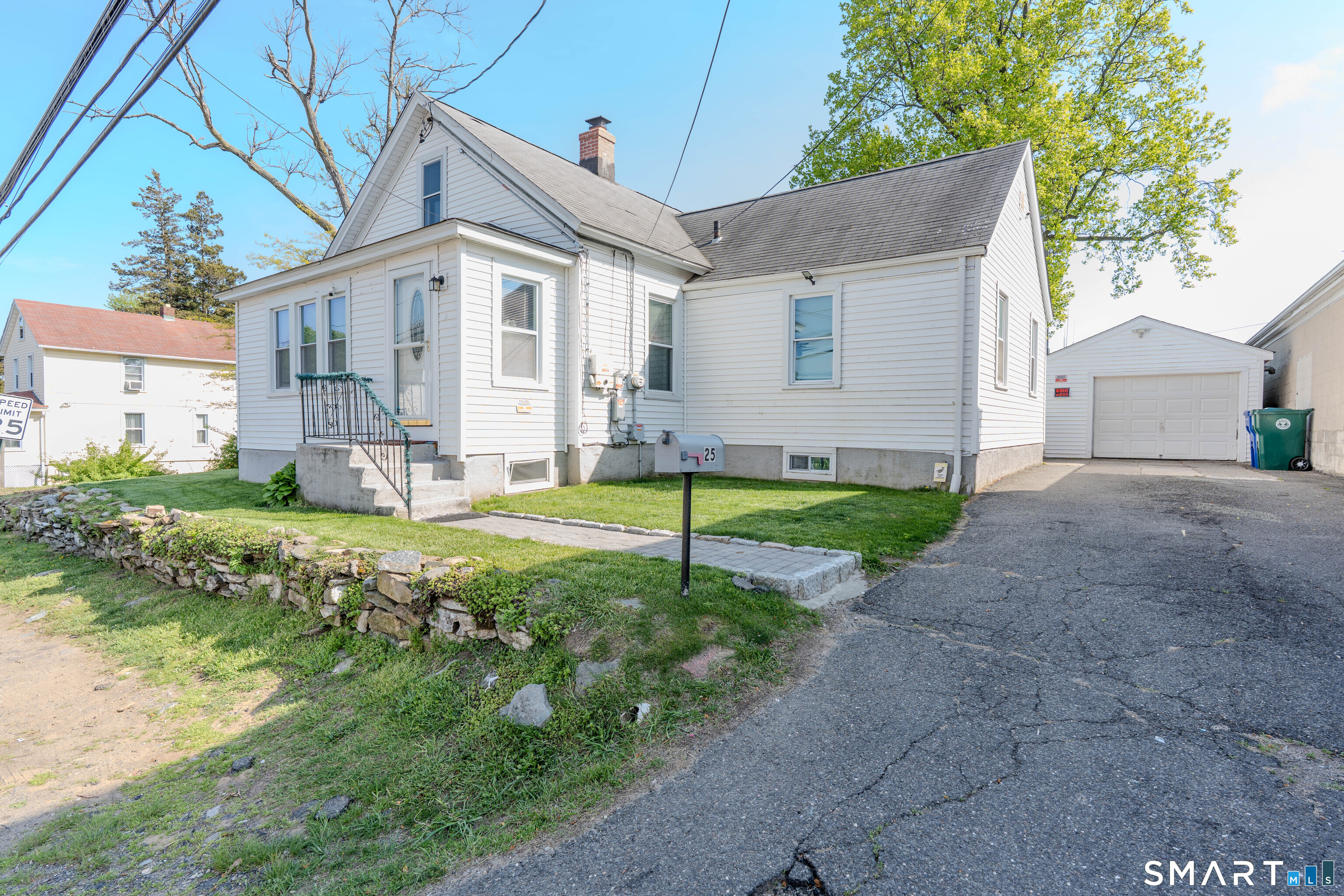 25 Mckinley Avenue Stratford CT 06615