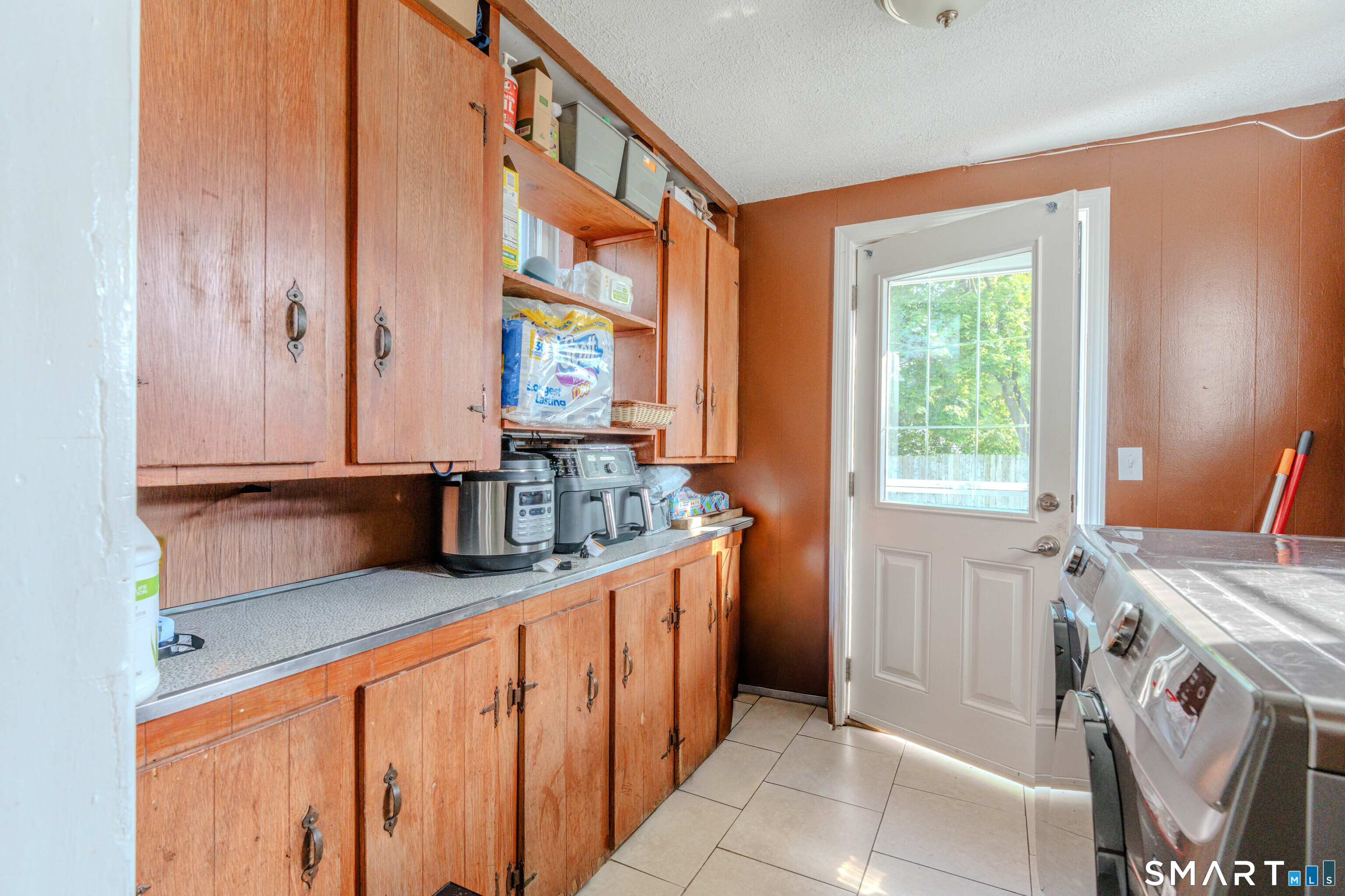 25 Mckinley Avenue Stratford CT 06615
