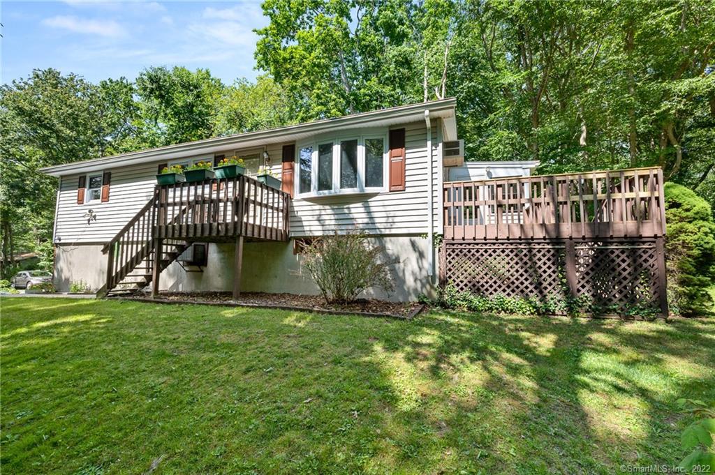 54 Goshen Road Waterford CT 06385
