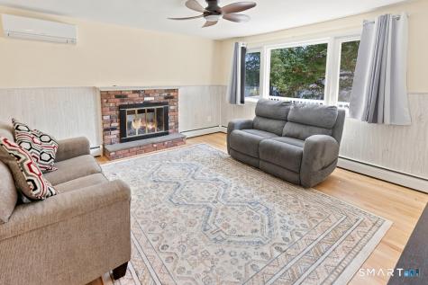 9 Whitewood Road Clinton CT 06413