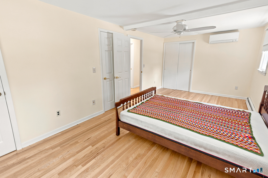 9 Whitewood Road Clinton CT 06413