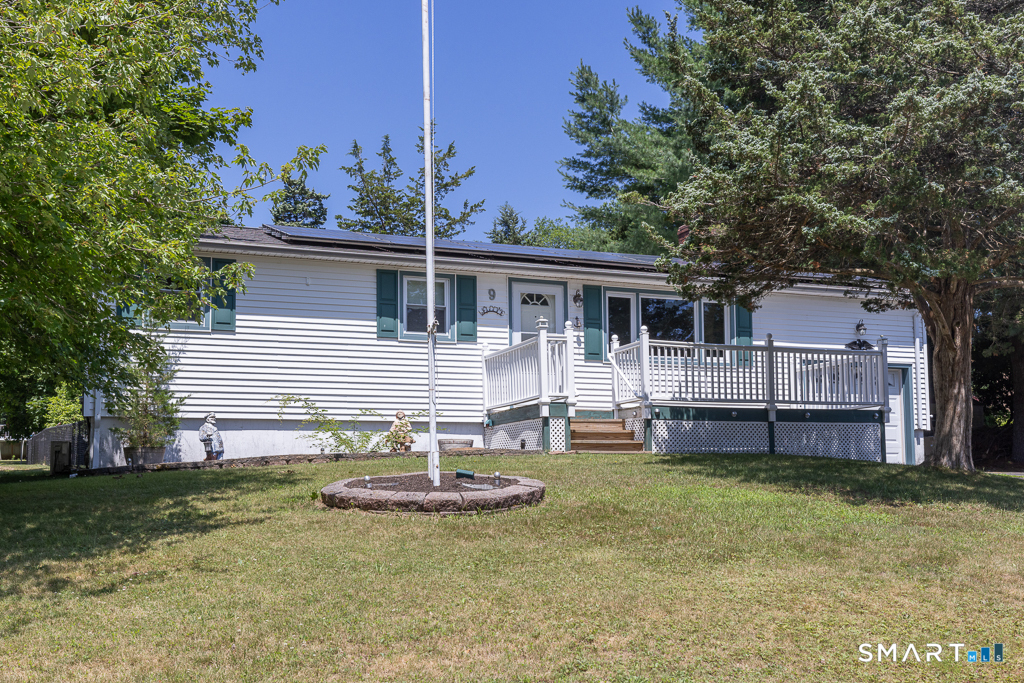 9 Whitewood Road Clinton CT 06413