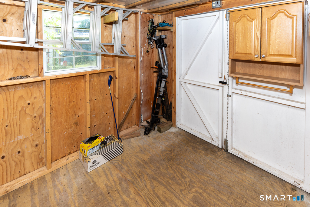 9 Whitewood Road Clinton CT 06413