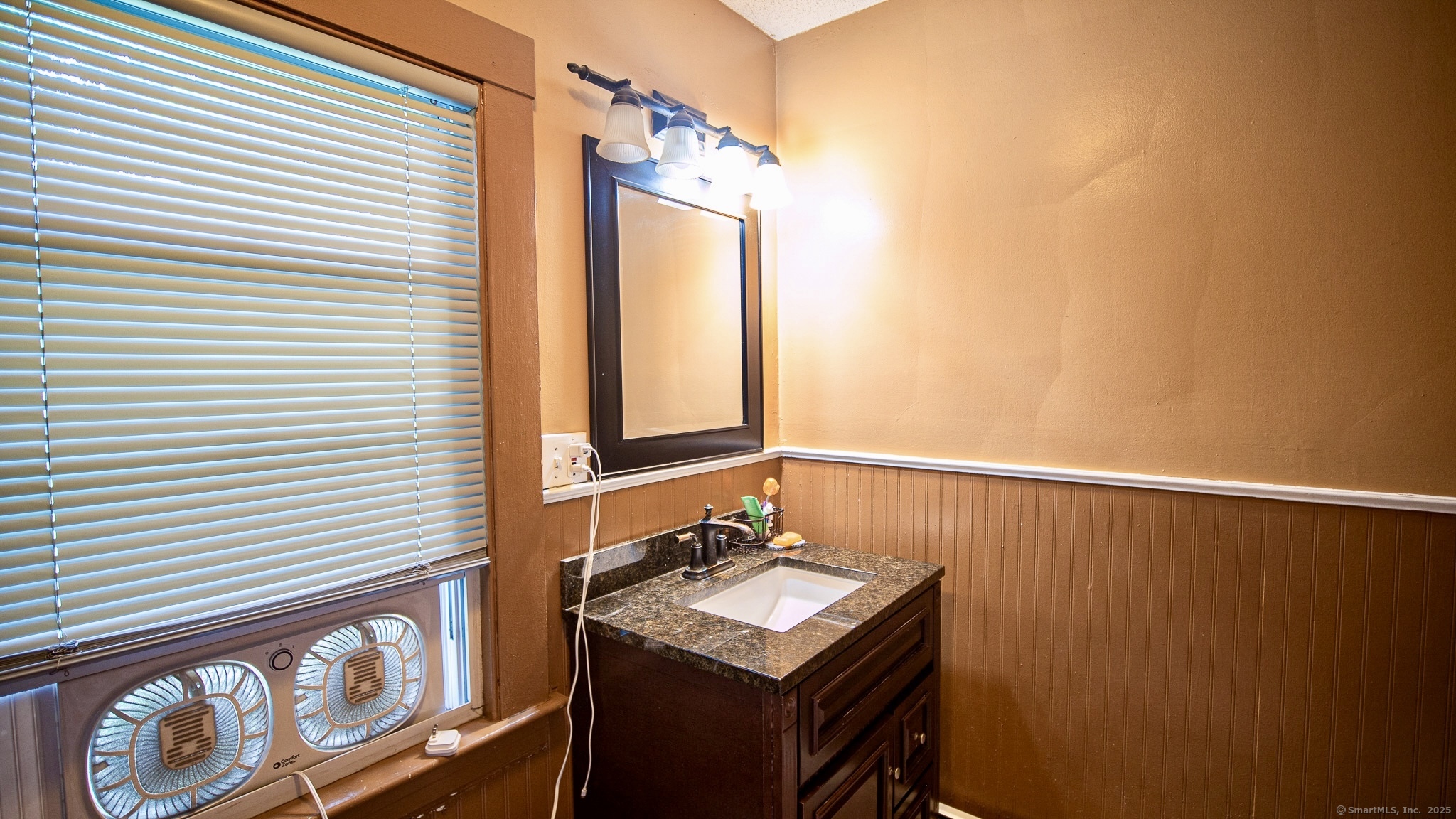 166 Bissell Street Manchester CT 06040